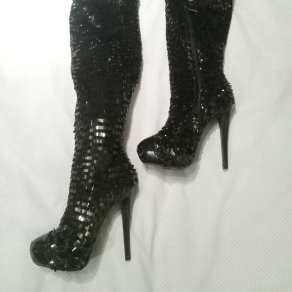 Black high heeled boots